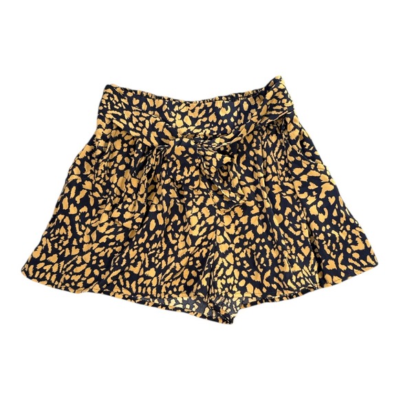 Timing Pants - Timing Leopard Print Shorts Tie Waist Smocked Back Women's Size Small‎